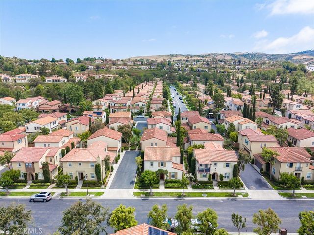 46 Arborside, Irvine, CA 92603