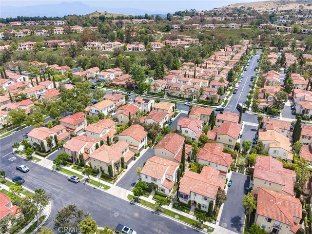 46 Arborside, Irvine, CA 92603