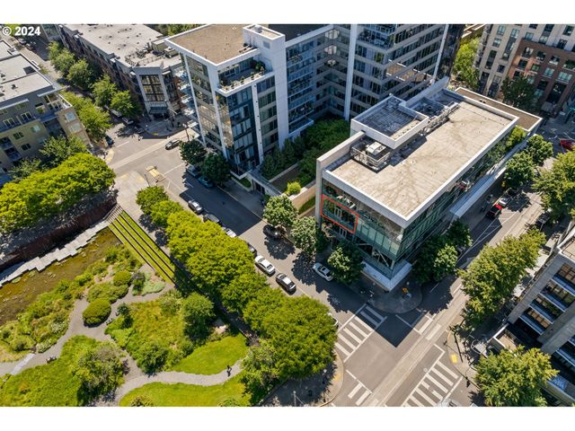 1001 Nw LOVEJOY St 390, Portland, OR 97209
