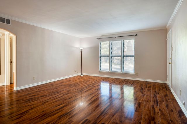 10757 Villager Road B, Dallas, TX 75230