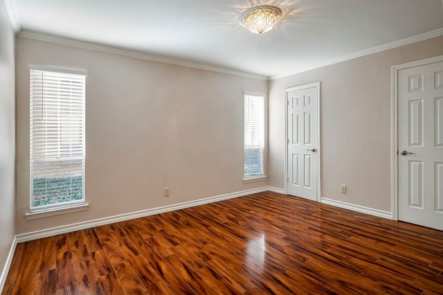 10757 Villager Road B, Dallas, TX 75230