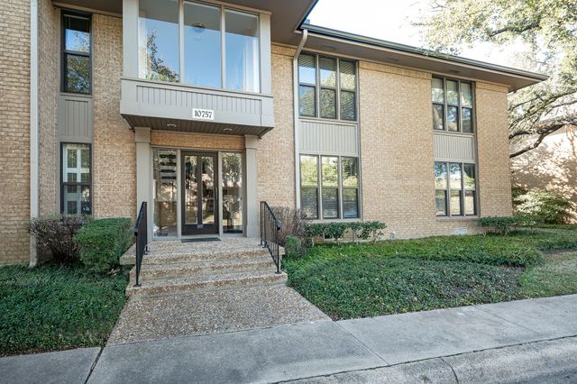 10757 Villager Road B, Dallas, TX 75230