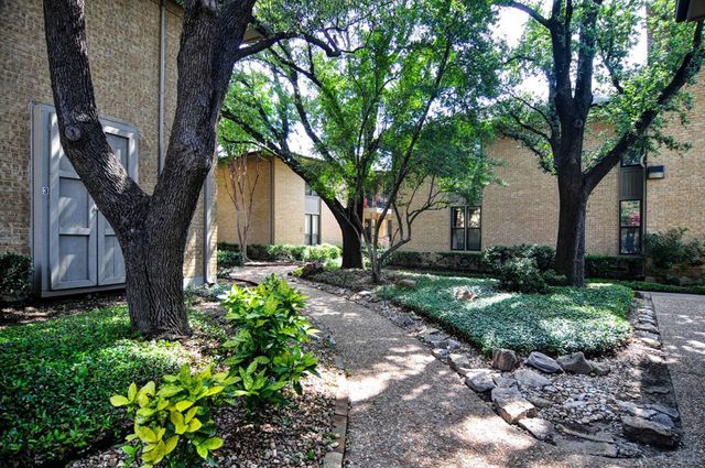 10757 Villager Road B, Dallas, TX 75230