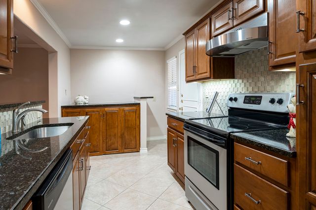 10757 Villager Road B, Dallas, TX 75230