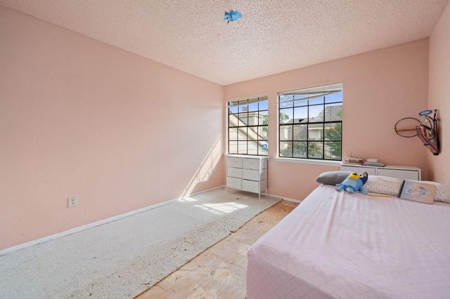 6261 Ludington Drive 1-804, Houston, TX 77035