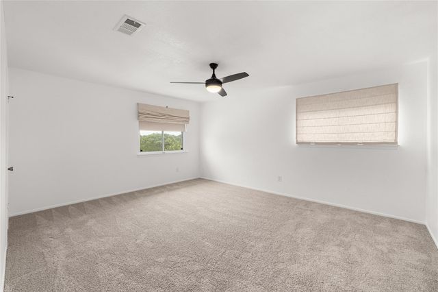 7602 Banpass LN, Austin, TX 78736