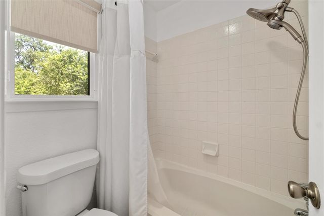 7602 Banpass LN, Austin, TX 78736