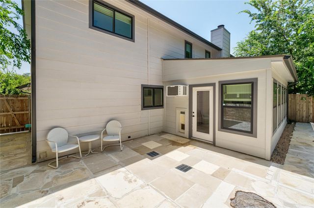 7602 Banpass LN, Austin, TX 78736