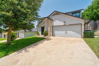 7602 Banpass LN, Austin, TX 78736