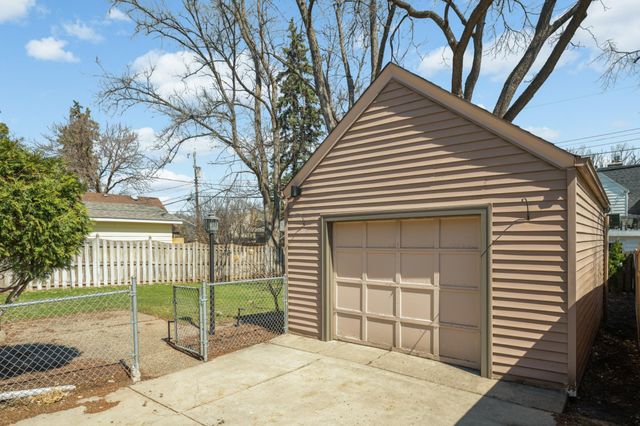 3635 Glenhurst Avenue, Saint Louis Park, MN 55416