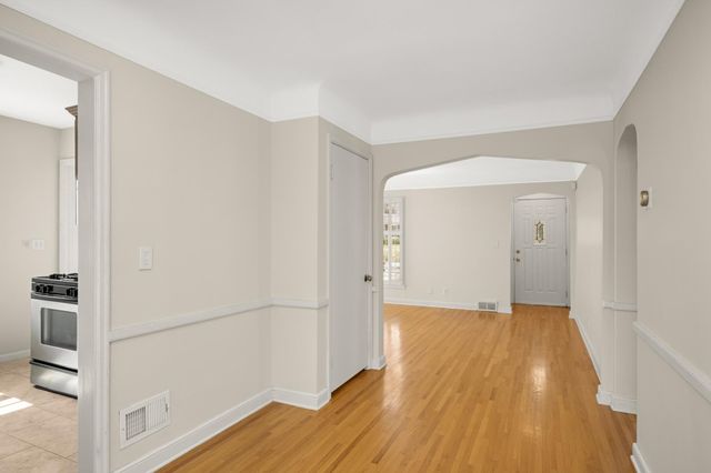 3635 Glenhurst Avenue, Saint Louis Park, MN 55416