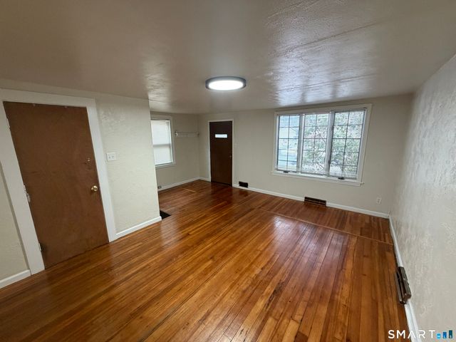 43 Bigelow Street, Manchester, CT 06040