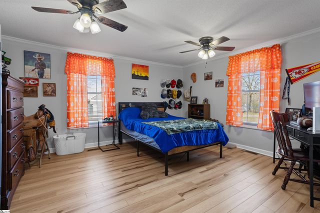 1320 Highway 182, Fair Play, SC 29643