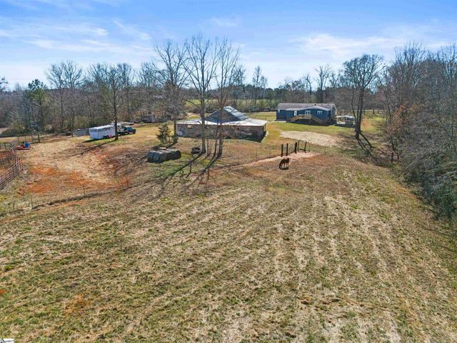 1320 Highway 182, Fair Play, SC 29643