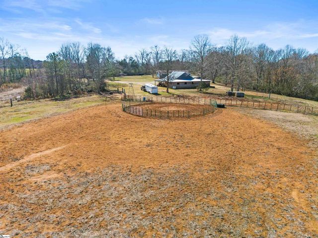 1320 Highway 182, Fair Play, SC 29643