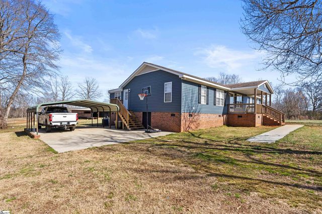1320 Highway 182, Fair Play, SC 29643