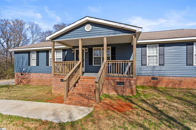 1320 Highway 182, Fair Play, SC 29643