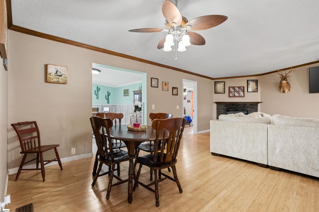 1320 Highway 182, Fair Play, SC 29643