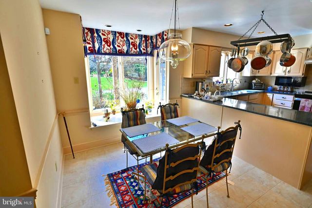 27 RAPHAEL RD, Hockessin, DE 19707