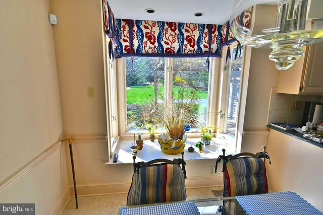 27 RAPHAEL RD, Hockessin, DE 19707