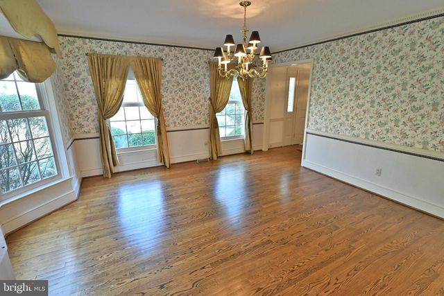 27 RAPHAEL RD, Hockessin, DE 19707