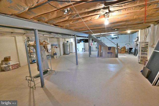 27 RAPHAEL RD, Hockessin, DE 19707