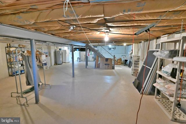 27 RAPHAEL RD, Hockessin, DE 19707