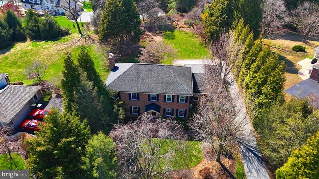 27 RAPHAEL RD, Hockessin, DE 19707