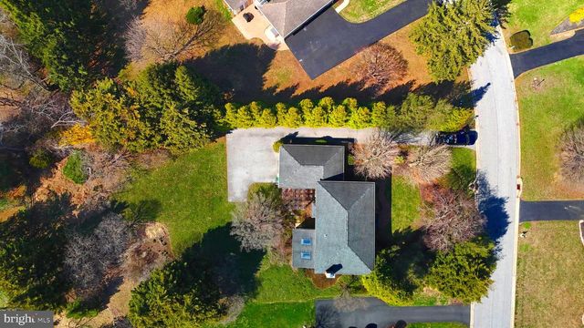 27 RAPHAEL RD, Hockessin, DE 19707