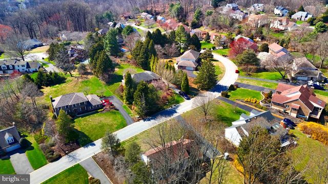 27 RAPHAEL RD, Hockessin, DE 19707