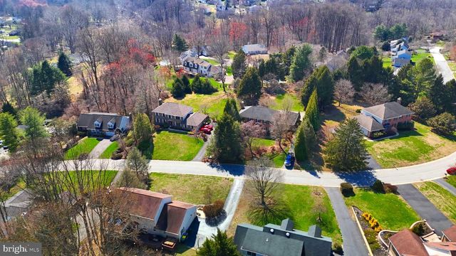 27 RAPHAEL RD, Hockessin, DE 19707