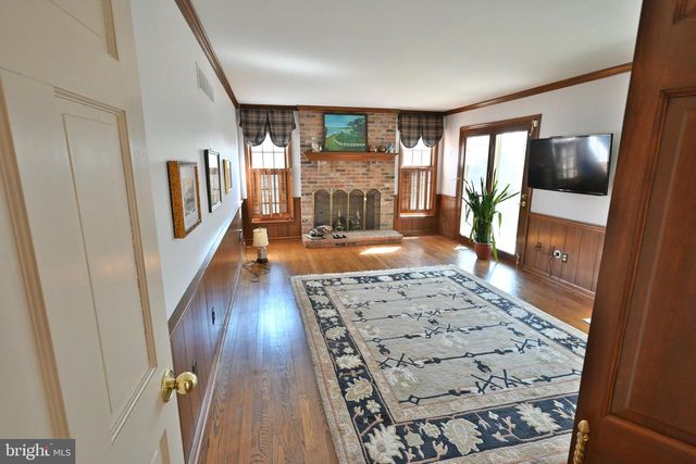 27 RAPHAEL RD, Hockessin, DE 19707