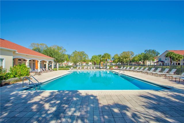 2346 57th Circle 2346, Vero Beach, FL 32966