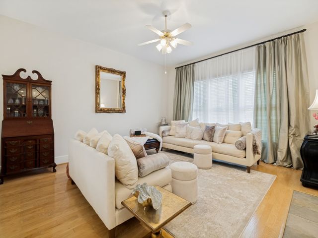 4947 Reiger Avenue, Dallas, TX 75214