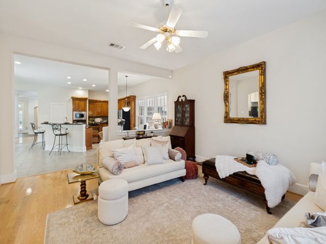 4947 Reiger Avenue, Dallas, TX 75214