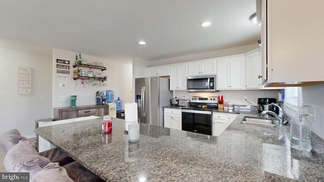 211 RAILROAD AVE, Harrington, DE 19952