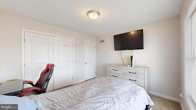 211 RAILROAD AVE, Harrington, DE 19952