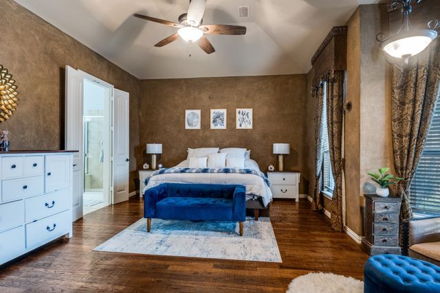 2810 Baker Street, Sachse, TX 75048