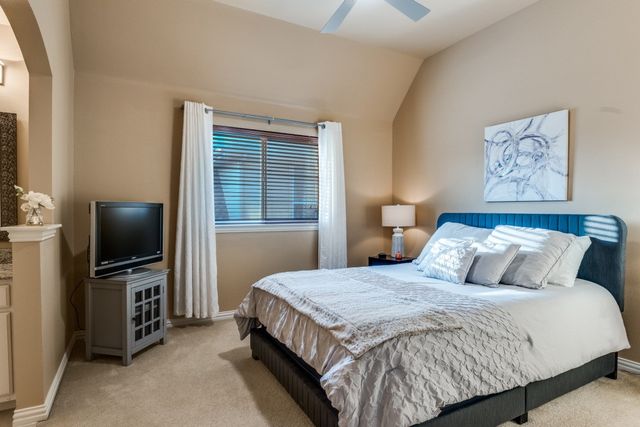 2810 Baker Street, Sachse, TX 75048