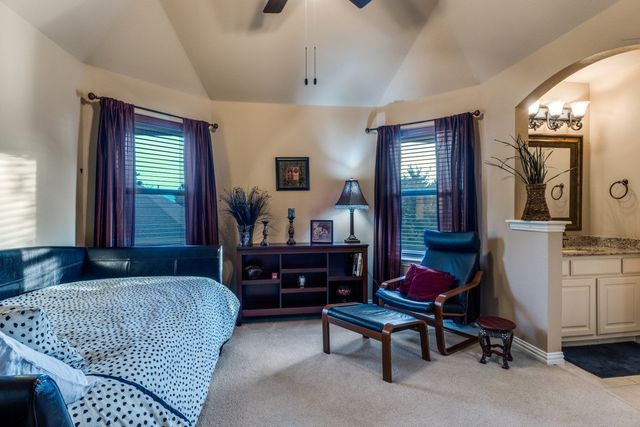 2810 Baker Street, Sachse, TX 75048