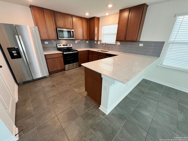 6014 FOSTER BND, San Antonio, TX 78244