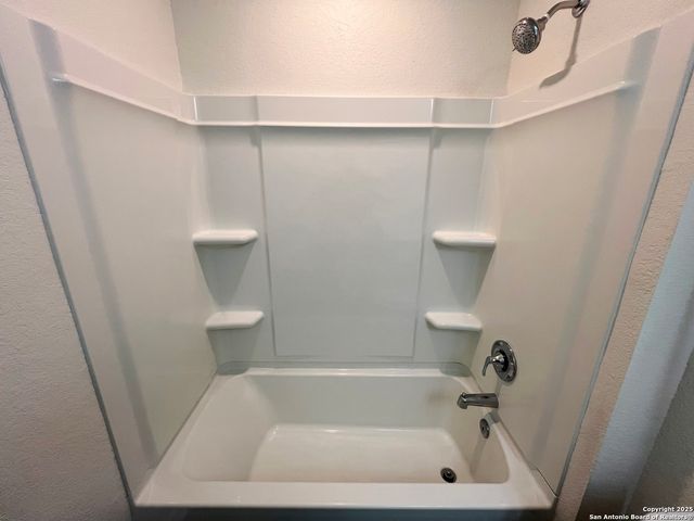 6014 FOSTER BND, San Antonio, TX 78244