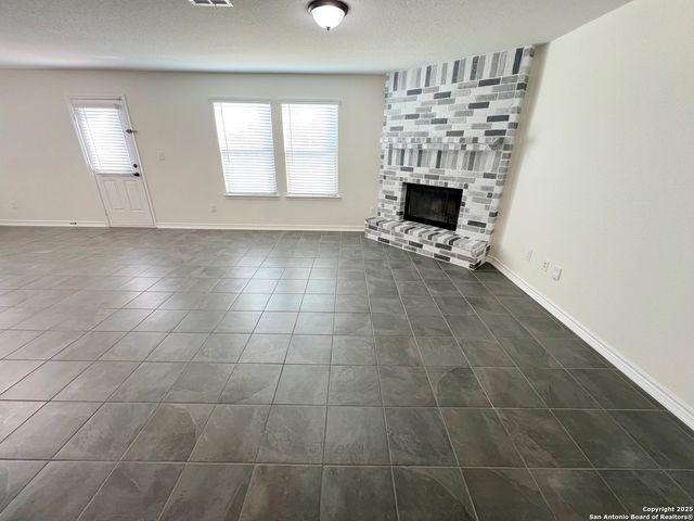 6014 FOSTER BND, San Antonio, TX 78244