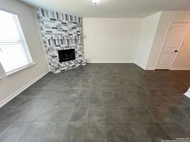 6014 FOSTER BND, San Antonio, TX 78244