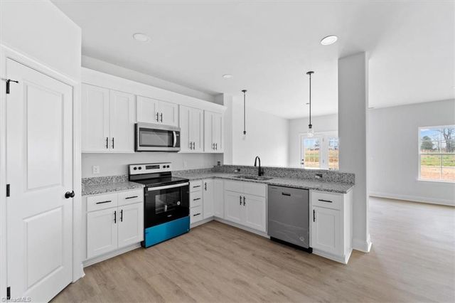 846 Deadmon Road, Mocksville, NC 27028