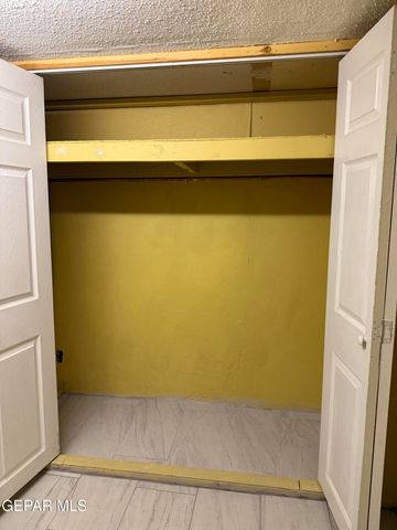 1213 N Boone Street, El Paso, TX 79903