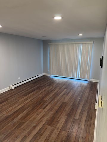 5749 Circle Drive, Oak Lawn, IL 60453