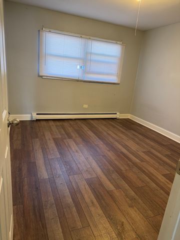 5749 Circle Drive, Oak Lawn, IL 60453