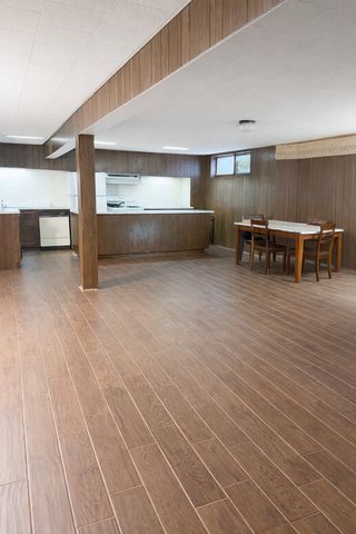 5749 Circle Drive, Oak Lawn, IL 60453