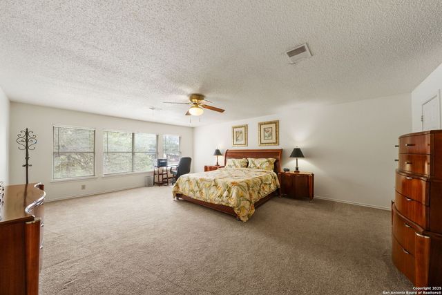 1834 Enero Park, San Antonio, TX 78230